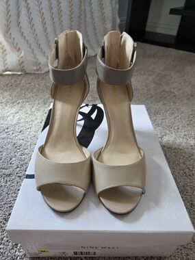 Nine West Women's Beige Two-tone Ankle Strap Open-Toe Heels